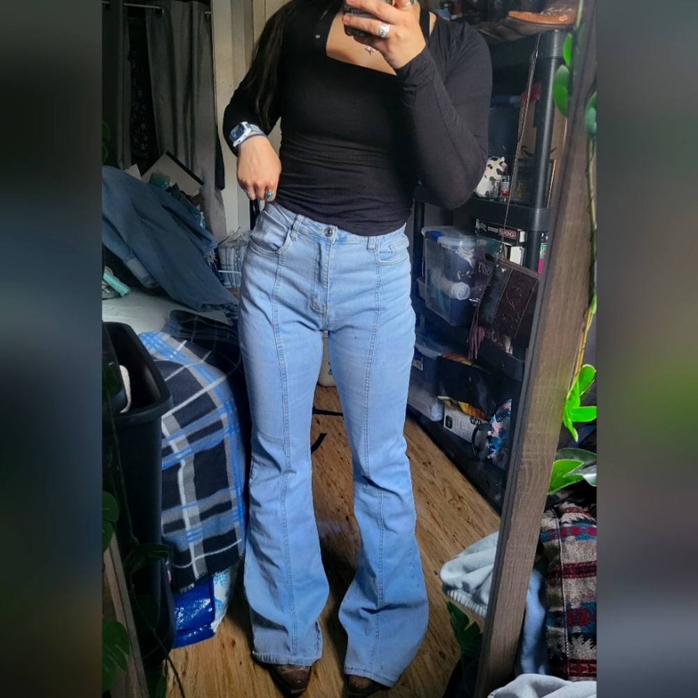 Western Flare Jeans